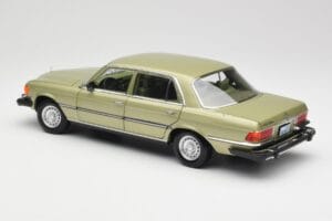 Mercedes 450 SEL W116 J.R. Ewing Dallas Silver Green Norev 1:18 183975 Diecast - image 6 of 8