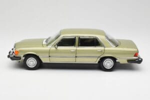 Mercedes 450 SEL W116 J.R. Ewing Dallas Silver Green Norev 1:18 183975 Diecast - image 7 of 8