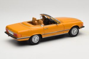 Mercedes 450 SL R107 Cayenne Orange Norev 1:18 183350 Diecast - image 4 of 10