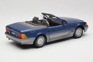 Mercedes SL 500 R129 Nautic Blue Metallic Revell 1:18 8081 Diecast - image 3 of 8