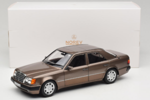 Mercedes 500E W124 Impala Metallic Norev 1:18 183954 Diecast - image 8 of 8