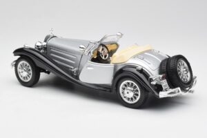Mercedes 500K Roadster Silver Bburago 1:18 3020-M1 Diecast - image 5 of 8