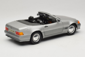 Mercedes 500SL R129 Silver Tchibo 1:18 TC001 Diecast - image 3 of 8