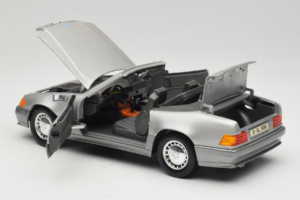 Mercedes 500SL R129 Silver Tchibo 1:18 TC001 Diecast - image 5 of 8