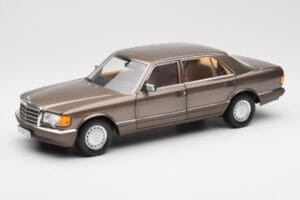 Mercedes 560 SEL W126 Impala Brown Dealer Edition Norev 1:18 B66040646 Diecast