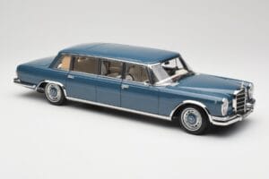 Mercedes 600 Pullman W100 Blue NZG 1:18 B66040707 Diecast - image 6 of 8