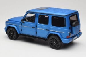 Mercedes AMG G 63 L W465 Blue Norev 1:18 B66960664 Diecast - image 5 of 6