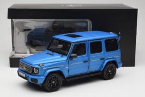 Mercedes AMG G 63 L W465 Blue Norev 1:18 B66960664 Diecast - image 6 of 6