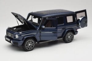 Mercedes AMG G 63 L W465 Dark Blue Norev 1:18 B66960663 Diecast - image 2 of 8