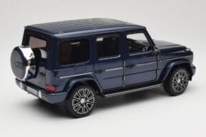 Mercedes AMG G 63 L W465 Dark Blue Norev 1:18 B66960663 Diecast - image 3 of 8
