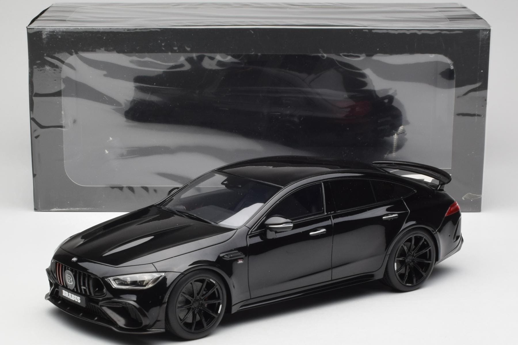 GT Spirit Mercedes AMG GT 63 S Brabus 930 1:18