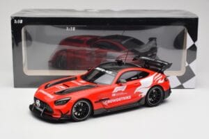 Mercedes AMG GT Black Series C190 Safety Car F1 2023 Minichamps 1:18 155032091 Diecast - image 6 of 6