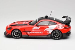 Mercedes AMG GT Black Series F1 Safety Car 2022 Minichamps 1:18 153032093 Diecast - image 3 of 6