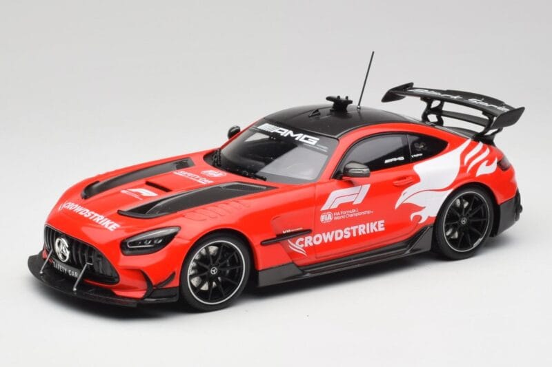 Mercedes AMG GT Black Series F1 Safety Car 2022 Minichamps 1:18 153032093 Diecast