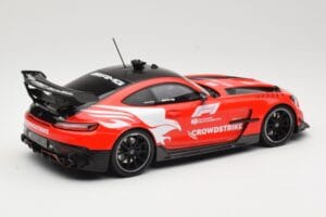 Mercedes AMG GT C190 Black Series Safety Car F1 2022 Minichamps 1:18 155032090 Diecast - image 2 of 6