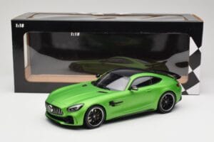 Mercedes AMG GT R C190 Matte Green Minichamps 1:18 155036020 Diecast - image 6 of 6