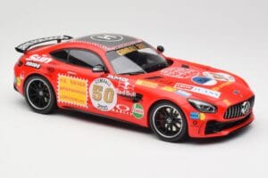 Mercedes AMG GT R C190 Rose Gold Minichamps 1:18 155036024 Diecast - image 4 of 6