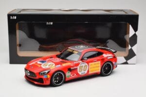 Mercedes AMG GT R C190 Rose Gold Minichamps 1:18 155036024 Diecast - image 6 of 6