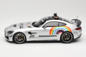 Mercedes AMG GT R C190 Safety Car F1 2020 Minichamps 1:18 155036092 Diecast - image 3 of 6