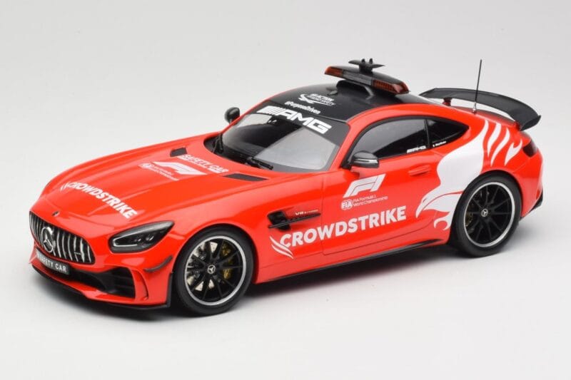 Mercedes AMG GT R C190 Safety Car F1 2021 Minichamps 1:18 155036095 Diecast