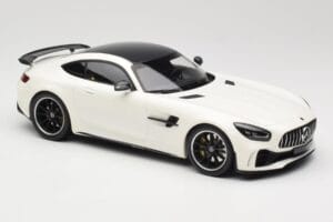 Mercedes AMG GT R C190 White Metallic Minichamps 1:18 155036028 Diecast - image 4 of 6