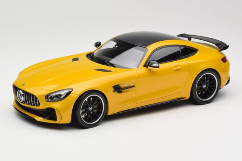 Mercedes AMG GT R C190 Yellow Minichamps 1:18 155036021 Diecast