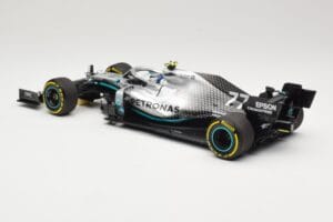 Mercedes AMG Petronas Motorsport W10 #77 V. Bottas 2nd Place Chinese GP 2019 Minichamps 1:18 110190377 Diecast - image 5 of 6
