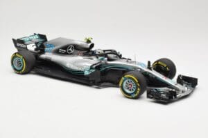 Mercedes AMG Petronas W09 #77 V. Bottas F1 2018 Minichamps 1:18 110180077 Diecast - image 4 of 6