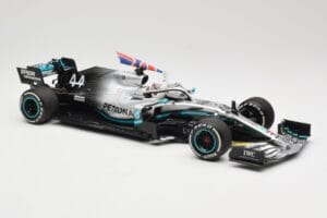 Mercedes AMG Petronas W10 #44 L. Hamilton Winner British GP 2019 Minichamps 1:18 110191044 Diecast - image 4 of 6