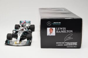 Mercedes AMG Petronas W10 #44 L. Hamilton Winner British GP 2019 Minichamps 1:18 110191044 Diecast - image 6 of 6