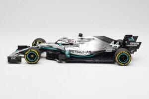 Mercedes AMG Petronas W10 #44 L. Hamilton F1 World Champion 2019 Minichamps 1:18 110190044 Diecast - image 3 of 6