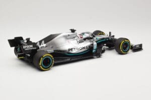 Mercedes AMG Petronas W10 #44 L. Hamilton F1 World Champion Dealer Edition 2019 Minichamps 1:18 B66960567 Diecast - image 2 of 7