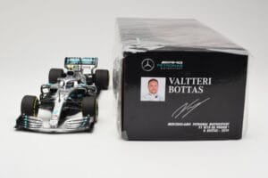 Mercedes AMG Petronas W10 #77 V. Bottas F1 2019 Minichamps 1:18 110190077 Diecast - image 6 of 6