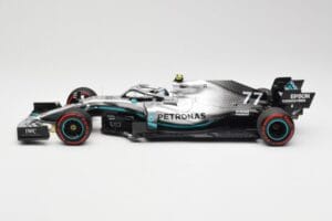 Mercedes AMG Petronas W10 #77 V. Bottas British GP 2019 Minichamps 1:18 110191077 Diecast - image 3 of 6