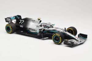 Mercedes AMG Petronas W10 #77 V. Bottas Winner USA GP 2019 Minichamps 1:18 110191877 Diecast - image 4 of 6