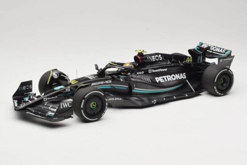 Mercedes AMG Petronas W14 E Performance #44 L. Hamilton Bahrain GP 2023 Minichamps 1:18 110230144 Diecast