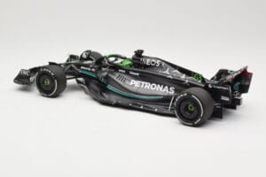 Mercedes AMG Petronas W14 E Performance #63 G. Russell Bahrain GP 2023 Minichamps 1:18 110230163 Diecast - image 5 of 6