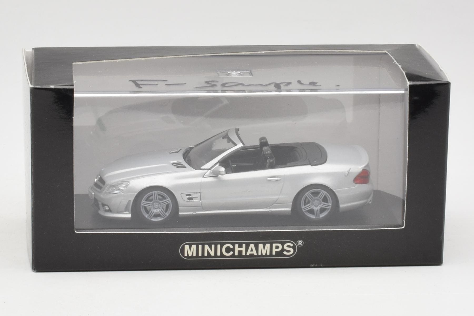 Minichamps Mercedes AMG SL63 R230 Silver 1:43