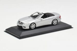 Mercedes AMG SL63 R230 Silver Wheels Type 2 Minichamps 1:43 SL63001 Diecast - image 2 of 4