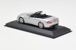 Mercedes AMG SL63 R230 Silver Wheels Type 2 Minichamps 1:43 SL63001 Diecast - image 3 of 4