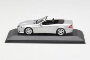 Mercedes AMG SL63 R230 Silver Wheels Type 2 Minichamps 1:43 SL63001 Diecast