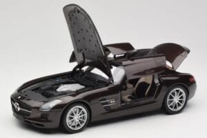 Mercedes AMG SLS C197 Brown Metallic Minichamps 1:18 100039028 Diecast - image 2 of 8