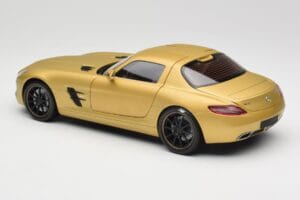 Mercedes AMG SLS C197 Gold Minichamps 1:18 100039024 Diecast - image 7 of 8