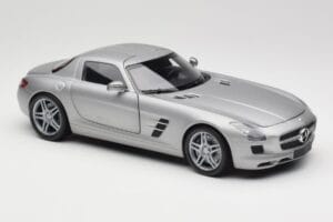 Mercedes AMG SLS C197 Grey Metallic Minichamps 1:18 100039025 Diecast - image 6 of 8