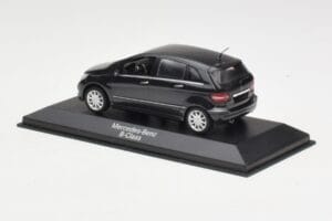 Mercedes B-Class W245 Cosmos Black Minichamps 1:43 B66962218 Diecast - image 3 of 4
