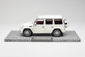 Mercedes Brabus B63 620 Widestar Pearl White Minichamps 1:18 107032201 Diecast - image 3 of 6