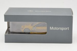 Mercedes C-Class C204 DTM #17 D. Coulthard DTM 2010 Minichamps 1:43 B66961415 Diecast - image 4 of 4