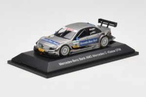 Mercedes C-Class C204 DTM #4 B. Spengler DTM 2010 Minichamps 1:43 B66961412 Diecast - image 2 of 4