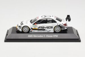 Mercedes C-Class C204 DTM #7 P. di Resta DTM 2010 Minichamps 1:43 B66961413 Diecast