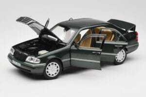 Mercedes C-Class W202 Malachite Green Norev 1:18 183372 Diecast - image 2 of 8